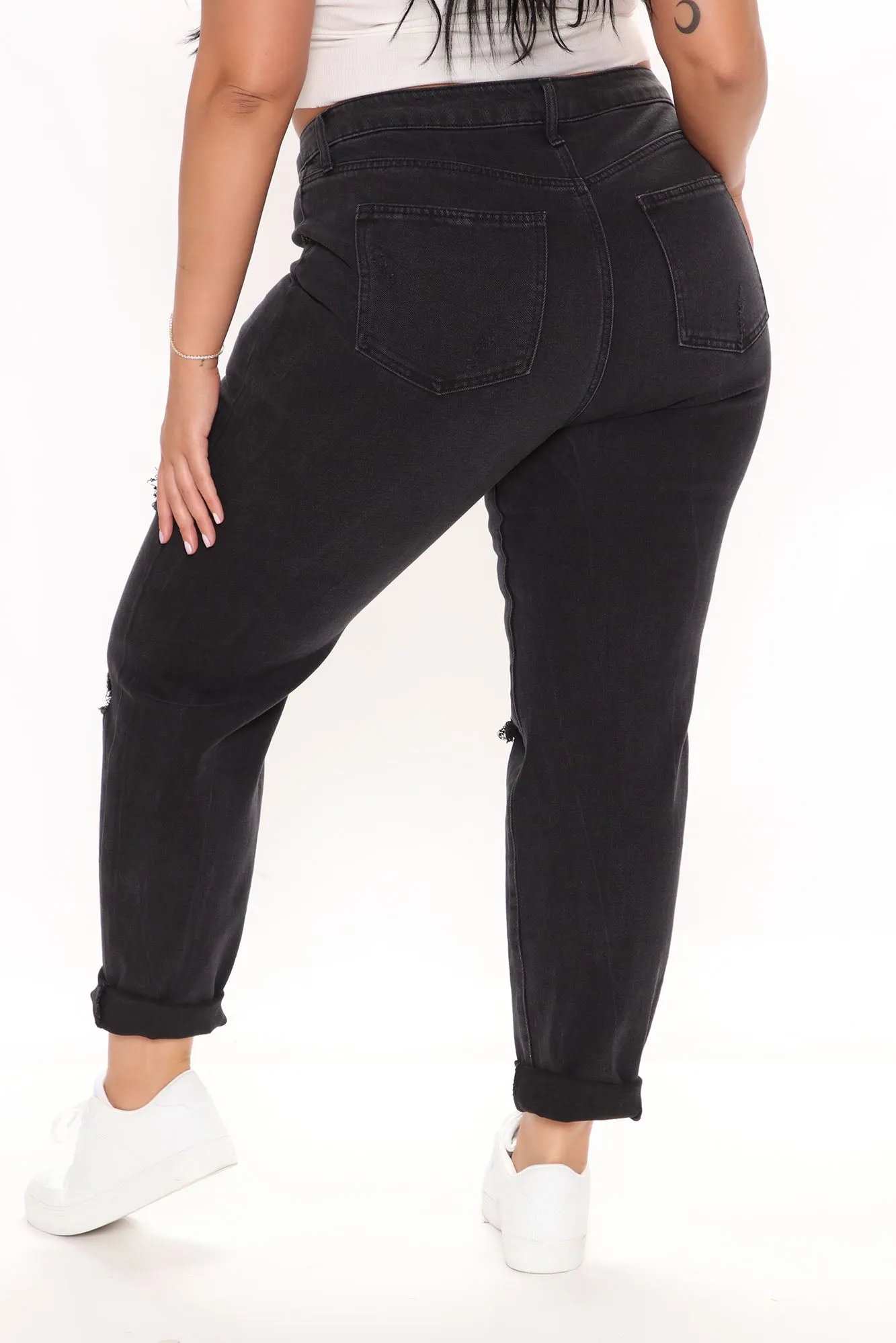 A Role Model Slim Fit Mom Jeans - Black